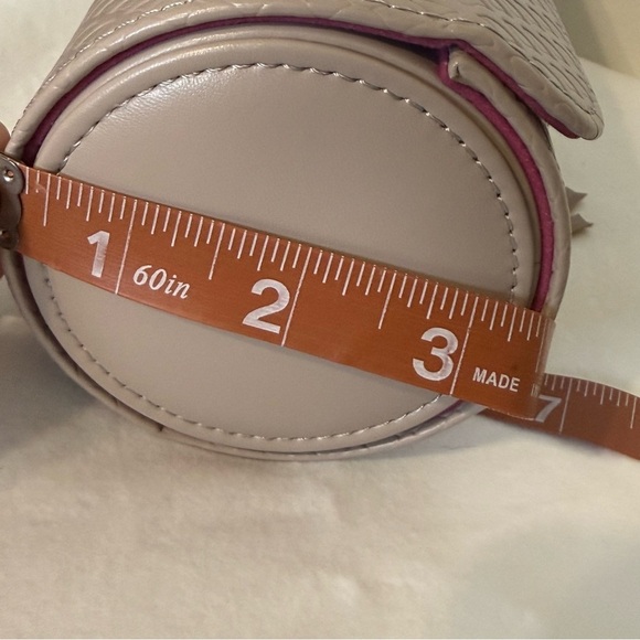 Vlando Travel Jewelry Organizer Roll Leather Case 3 Sections - Picture 10 of 10